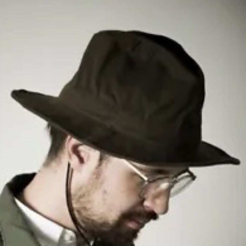 Universal Buckets hat